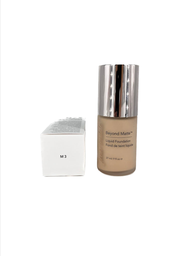 BEYOND MATTE Liquid Foundation