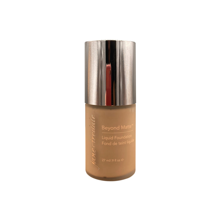 BEYOND MATTE Liquid Foundation