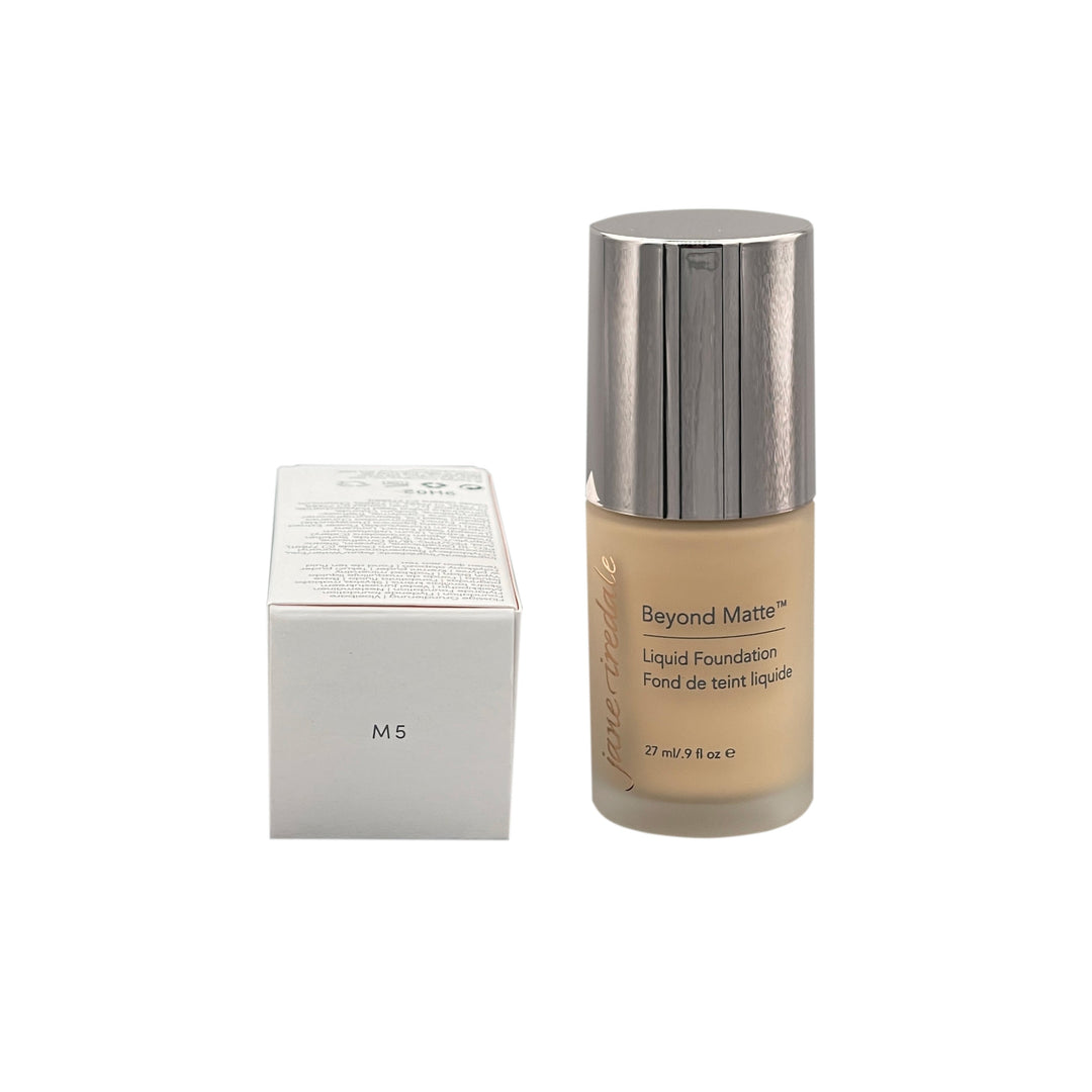 BEYOND MATTE Liquid Foundation