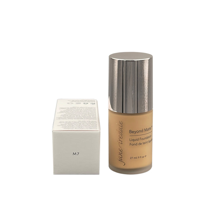 BEYOND MATTE Liquid Foundation